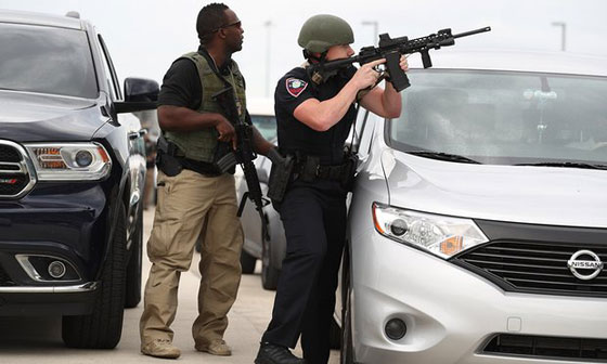 فيديو لمنفذ الاعتداء على مطار فلوريدا وهو يطلق النار وحالة فزع وارتباك صورة رقم 35