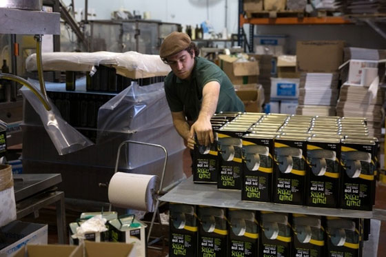 لاول مرة.. (صنع في المستوطنات) وسم على المنتجات الاسرائيلية بباريس صورة رقم 6