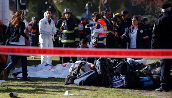 لماذا هرب الجنود الاسرائيليون ولم يوجهوا لدى تنفيذ عملية الدهس! فيديو صورة رقم 22