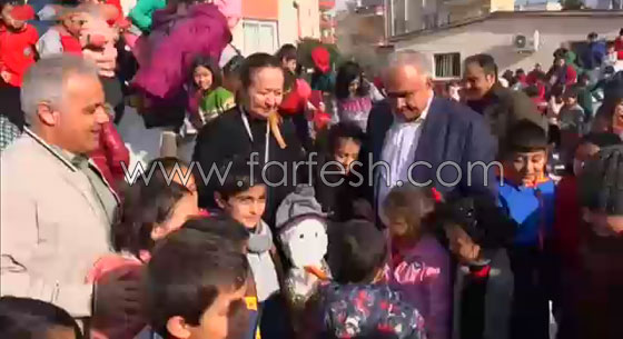 شاحنات محملة بالثلوج لإسعاد الأطفال في تركيا صورة رقم 10