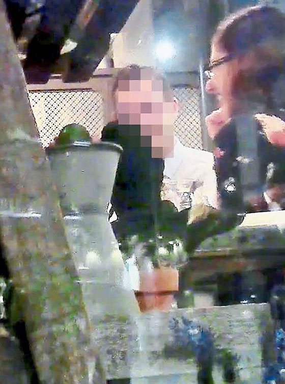 مقطع فيديو يفضح السفير الإسرائيلى لدى المملكة المتحدة صورة رقم 9