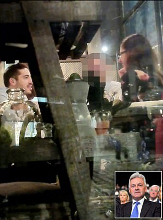 مقطع فيديو يفضح السفير الإسرائيلى لدى المملكة المتحدة صورة رقم 10