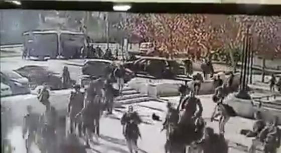 لماذا هرب الجنود الاسرائيليون ولم يوجهوا لدى تنفيذ عملية الدهس! فيديو صورة رقم 1