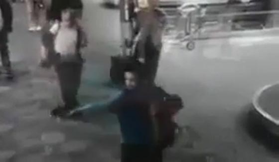 فيديو لمنفذ الاعتداء على مطار فلوريدا وهو يطلق النار وحالة فزع وارتباك صورة رقم 1