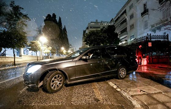  العثور على رئيس القنصلية الروسية في اليونان ميتا بشقته في أثينا صورة رقم 5