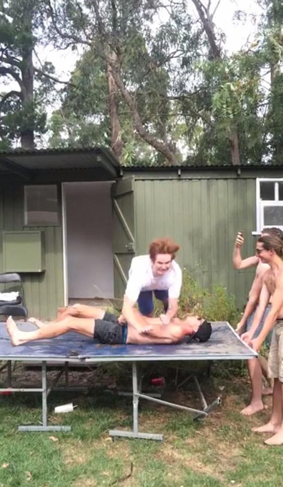 تحدي خطير جدا ينتشر بجنون ويؤدي لإعاقات وكسور وحتى الوفاة! صورة رقم 1