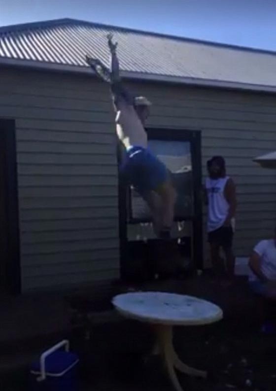 تحدي خطير جدا ينتشر بجنون ويؤدي لإعاقات وكسور وحتى الوفاة! صورة رقم 5