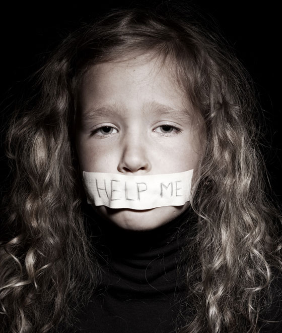 ضربهم بقطع من الحديد.. هولندا تحاكم أب هولندي بتهمة إساءة معاملة أطفاله  صورة رقم 5