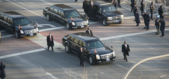  صور سيارة ترامب: مصفحة  وثمنها مليون و500 الف دولار صورة رقم 1
