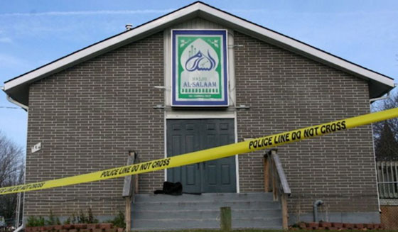  فيديو وصور: اعتقال المتهم باشعال النار في مسجد بواشنطن صورة رقم 8