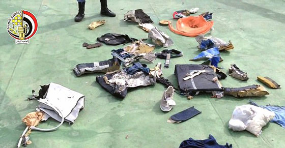 آيفون وآيباد قد يكونا من اسباب التحطم الطائرة المصرية صورة رقم 2