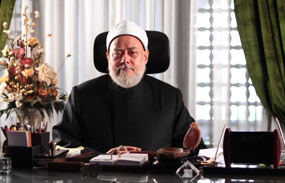 المفتي الأسبق علي جمعة: صوت المرأة ليس عورة والغناء ليس حراما  صورة رقم 1