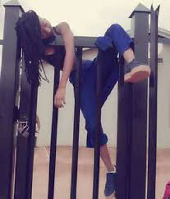 سيلفي الموت.. صور وضعية الموت تذهل العالم وتثير موجة استياء صورة رقم 13