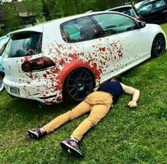 سيلفي الموت.. صور وضعية الموت تذهل العالم وتثير موجة استياء صورة رقم 20