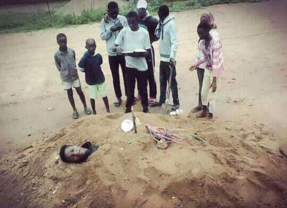 سيلفي الموت.. صور وضعية الموت تذهل العالم وتثير موجة استياء صورة رقم 24