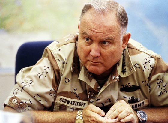 اشهر 10 القاب لعسكريين سبقوا الكلب المسعور الذي عينه ترامب وزيرا صورة رقم 7