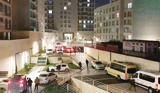 متورم العينين والوجه.. صور سفاح اسطنبول قبل وبعد القبض عليه  صورة رقم 1