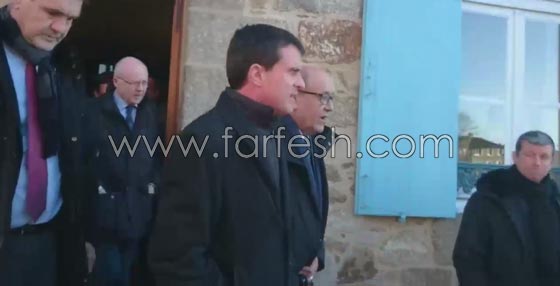 فيديو صادم.. مرشح  لرئاسة فرنسا يهان ويتلقى صفعة على وجهه صورة رقم 2