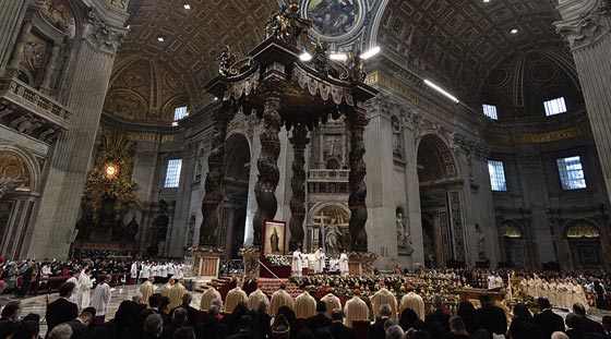 البابا فرنسيس يطلب من (الببغاوات) ألا يزوروا الكنيسة صورة رقم 4