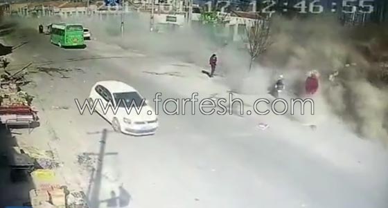 فيديو مروع.. لحظة اصطدام شاحنة بصف من المنازل ومصرع 5 أشخاص صورة رقم 4