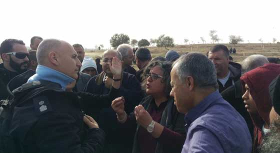 شرطة اسرائيل تقتل وتهدم وتكذب والمطالبة بلجنة تحقيق بجريمة ام الحيران صورة رقم 14