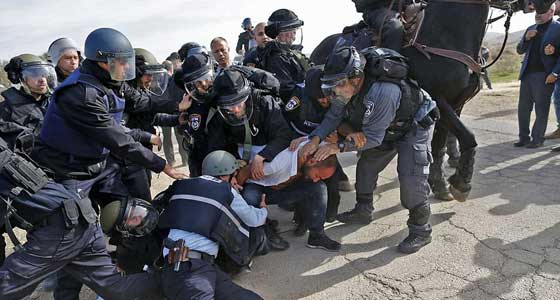 شرطة اسرائيل تقتل وتهدم وتكذب والمطالبة بلجنة تحقيق بجريمة ام الحيران صورة رقم 19