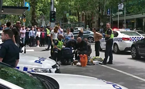مقتل 3 اشخاص واصابة العشرات في حادث دهس متعمد في ملبورن.. فيديو صورة رقم 8