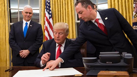 ترامب يتسلم الشيفرات النووية ويوقع قرارات بينها السفارة في القدس! صورة رقم 2