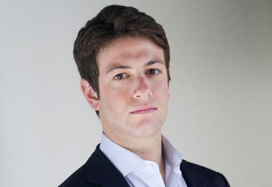 شقيق صهر ترامب صوت لكلينتون وشارك بمسيرة نسائية ضد ترامب صورة رقم 6