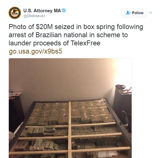 بوسطن: العثور على 20 مليون دولار تحت فراش  صورة رقم 1