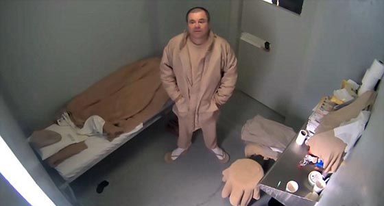 فيديو اللحظات الأخيرة لإمبراطور المخدرات إل تشابو في سجنه بالمكسيك صورة رقم 2