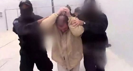 فيديو اللحظات الأخيرة لإمبراطور المخدرات إل تشابو في سجنه بالمكسيك صورة رقم 4