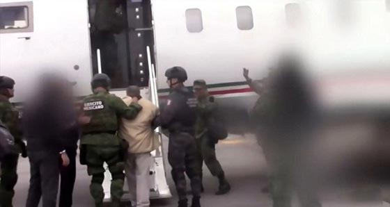 فيديو اللحظات الأخيرة لإمبراطور المخدرات إل تشابو في سجنه بالمكسيك صورة رقم 5