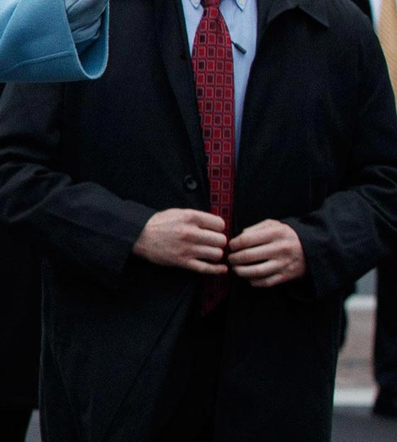 صور تثبت عدم استخدام الحارس الشخصي لترامب الايادي الاصطناعية! صورة رقم 1