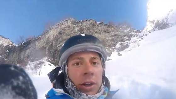 متزلج يهوي من ارتفاع 45 مترا والعناية الالهية تنقذه من الموت.. فيديو صورة رقم 10