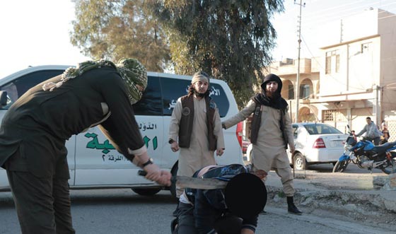 مقتل ابو سياف كبير قاطعي الرؤوس في داعش طعنا بالسكاكين صورة رقم 2