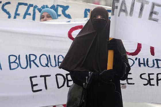 بحجّة الإرهاب.. النقاب محظور في دول أوروبية وأفريقية  صورة رقم 1