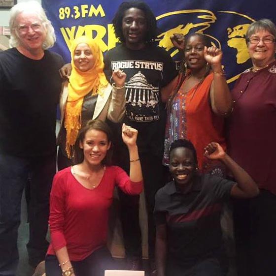 فيديو صادم: رجل يتهم أمريكية مسلمة بأنها مرتكبة الفاحشة بسبب حجابها! صورة رقم 6