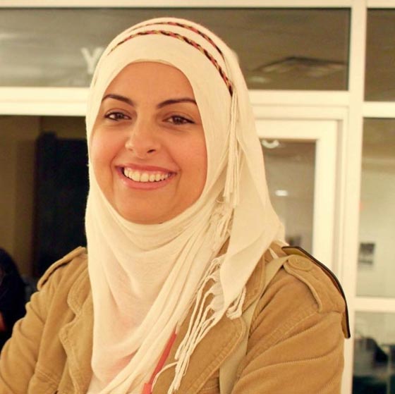 فيديو صادم: رجل يتهم أمريكية مسلمة بأنها مرتكبة الفاحشة بسبب حجابها! صورة رقم 7