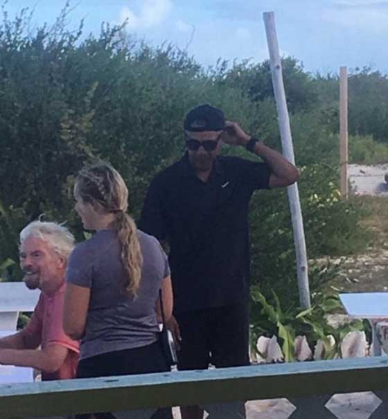 صور الرئيس السابق  أوباما يقضي اجازته مع ميشيل في جزر الكاريبي صورة رقم 9