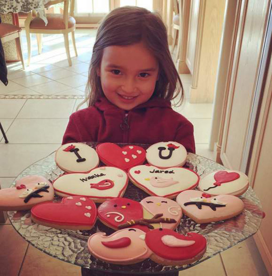 حفيدة ترامب تشعل المواقع باغنية صينية والجد لم يعايد الشعب الصيني صورة رقم 8