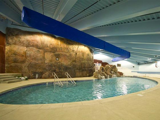 بالطائرات والدراجات النارية والمخابئ الجوفية يواجه الاثرياء نهاية العالم صورة رقم 16