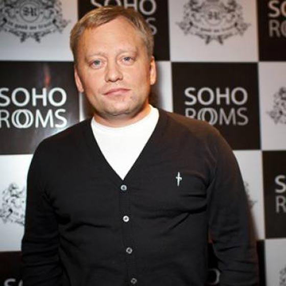 مشهد مؤلم.. نهاية مأساوية لشاب تشاجر مع صديقته وسقط من علو شاهق صورة رقم 10