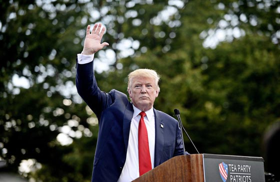 ترامب لا يستبعد التحرك العسكري ضد ايران التي تصفه بالفارغ! صورة رقم 1