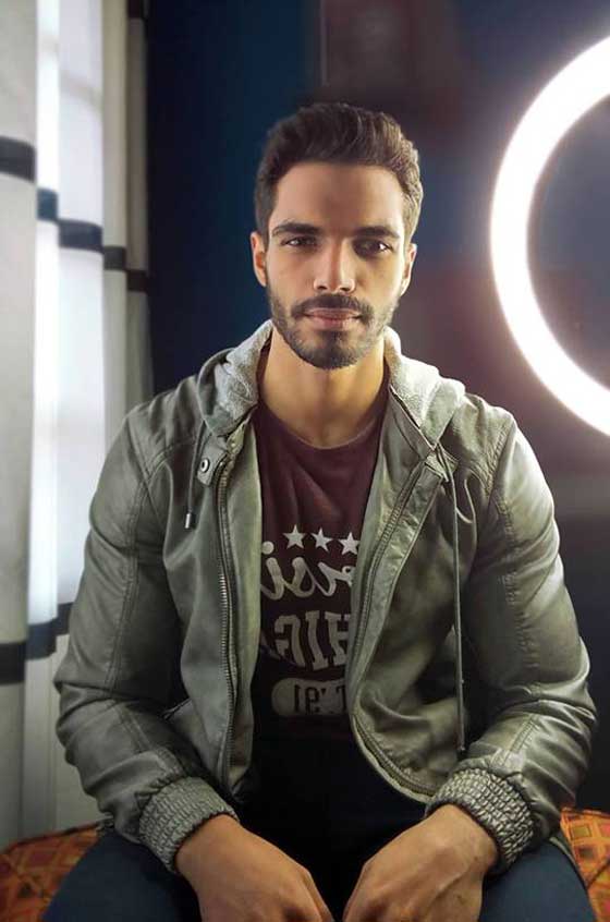 احمد السقا يفاجئ شابا مصريا بلقاء مثير معه بعد ان اتقن تقليده في فيديو صورة رقم 7