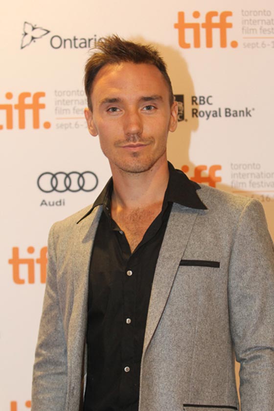 العثورعلى جثة سينمائي كندي أثناء تصوير فيلم وثائقي حول أسماك القرش  صورة رقم 6