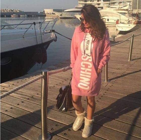  صور فنانات عربيات تفضح قصر قامتهن، احداهن طولها 147 سم فقط! صورة رقم 11