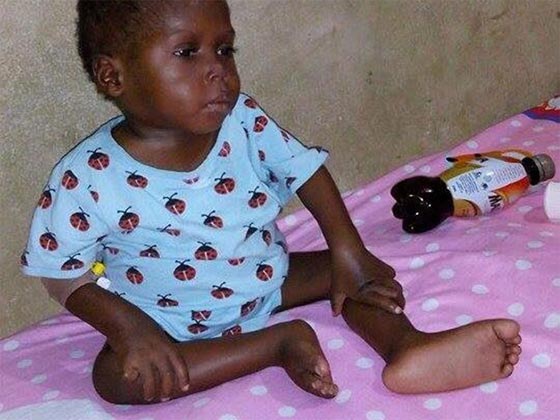 هل تذكرون الطفل النيجيري المشرد؟ قصة انسانية منحته حياة جديدة صورة رقم 6