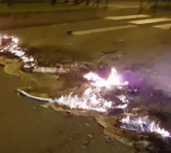 مئات الفرنسيين يتظاهرون ضد الشرطة التي اغتصبت شابا في باريس صورة رقم 4