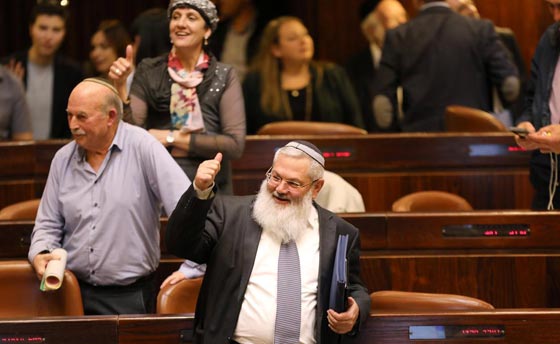 الكنيست يصادق على قانون يتيح للمستوطنين سرقة اراضي فلسطينية! صورة رقم 7